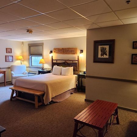 The Common Man Inn, Spa & Lodge 普利茅斯 外观 照片