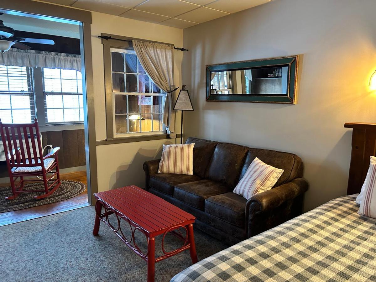 The Common Man Inn, Spa & Lodge 普利茅斯 外观 照片